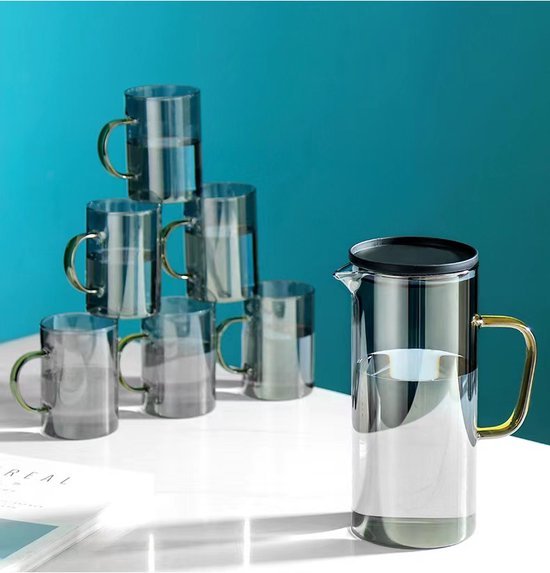 Waterkaraf met glazen set- Waterkaraf met 6 Glazen  Inhoud 1,3 liter
