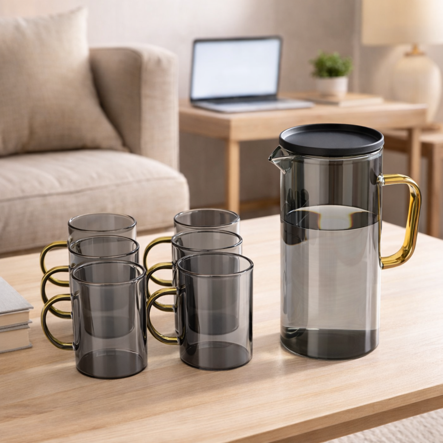Waterkaraf met glazen set- Waterkaraf met 6 Glazen  Inhoud 1,3 liter